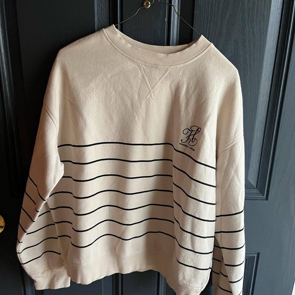H&M Cream and Black Striped Crewneck Sweater